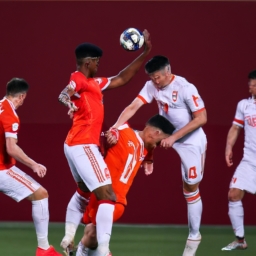 10强赛中国vs韩国(闪耀直播观点：中国队实力较强，但韩国队经验丰富)